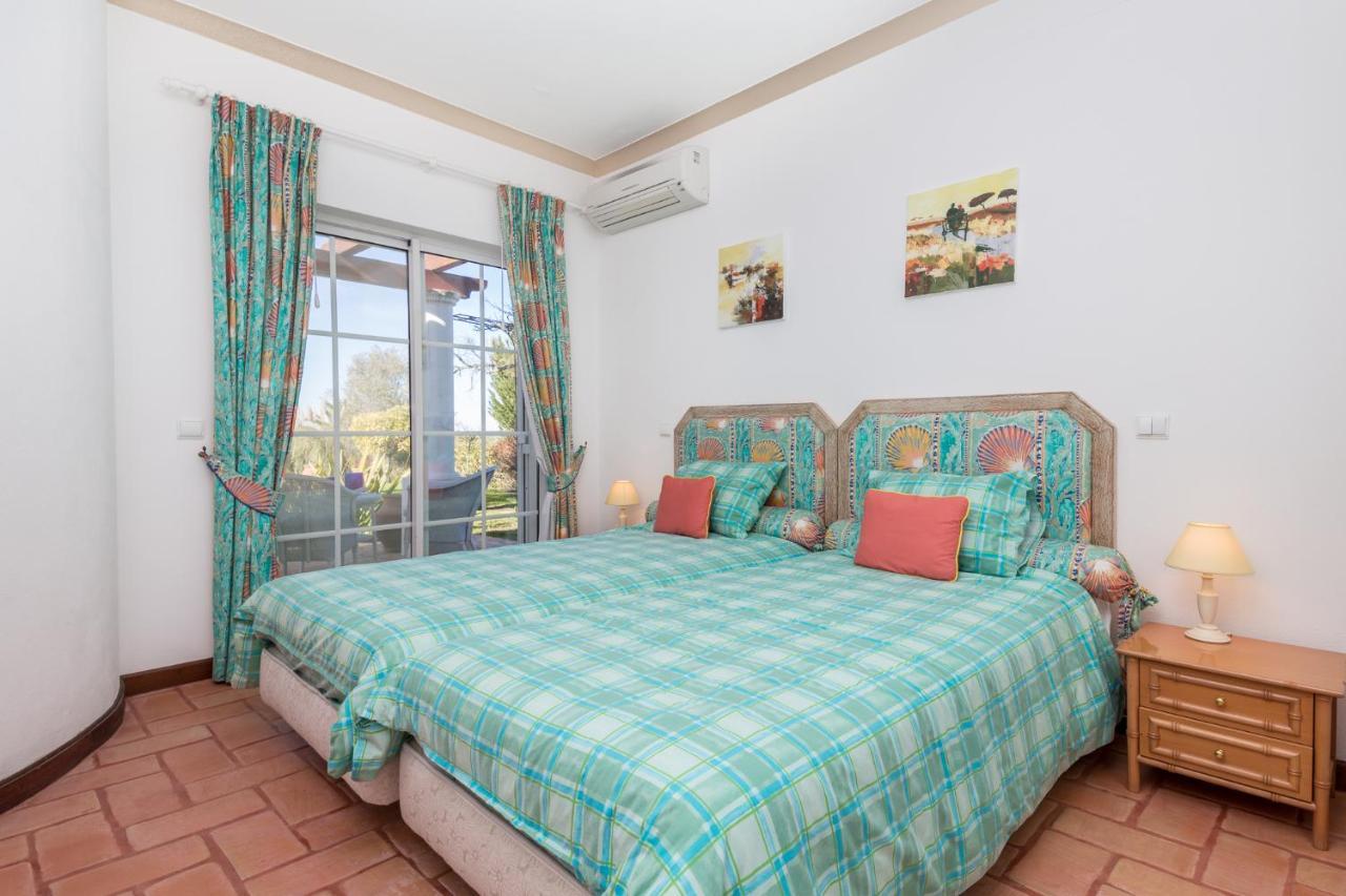 Peaceful 4Br Villa On Gramacho Golf Resort W/ Private Pool Lagoa  Exteriér fotografie