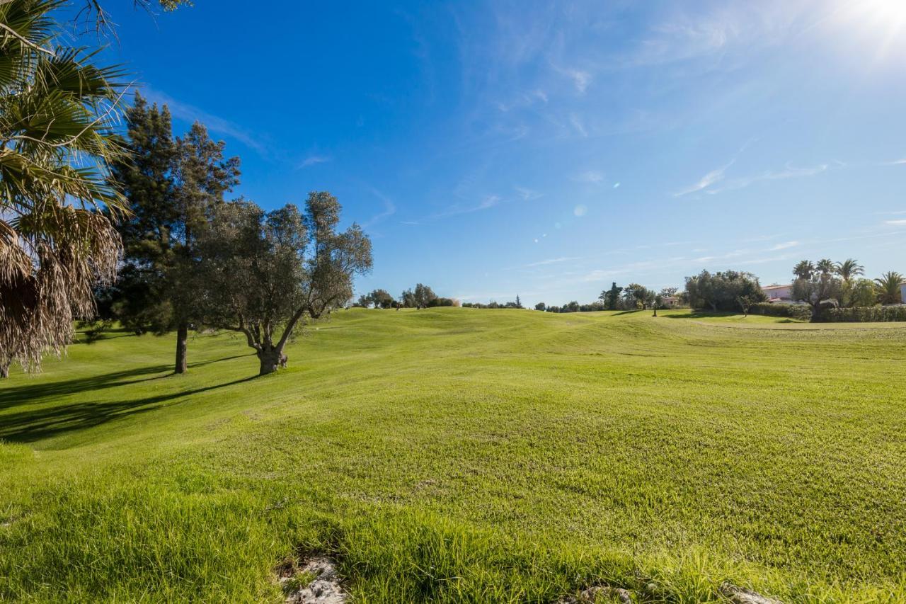 Peaceful 4Br Villa On Gramacho Golf Resort W/ Private Pool Lagoa  Exteriér fotografie