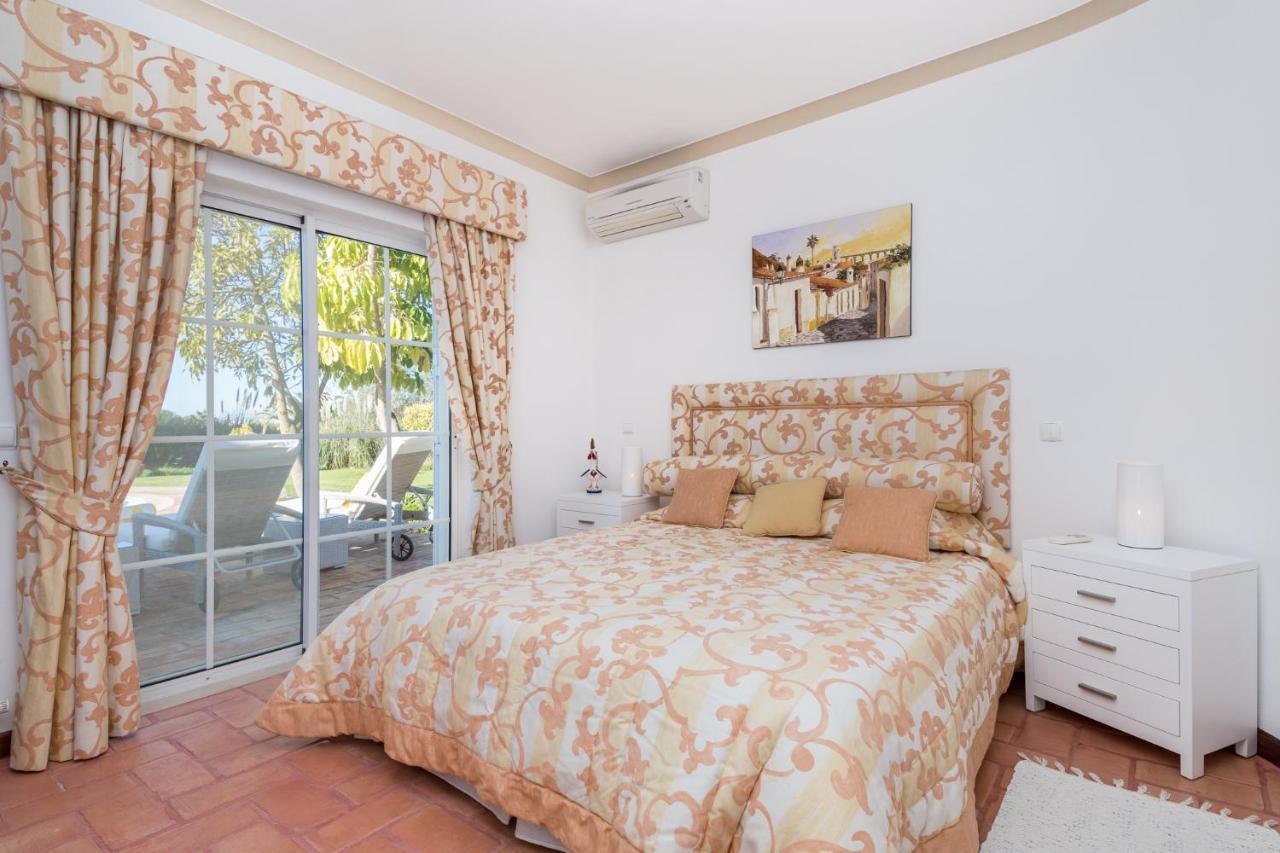 Peaceful 4Br Villa On Gramacho Golf Resort W/ Private Pool Lagoa  Exteriér fotografie